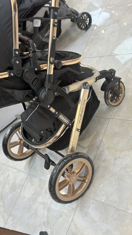 کالسکه مادرکر