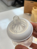 شیشه شیر برند فیلیپس اونت philips Avent سایز ۱۲۵ میل مدل نچرال ریسپانس