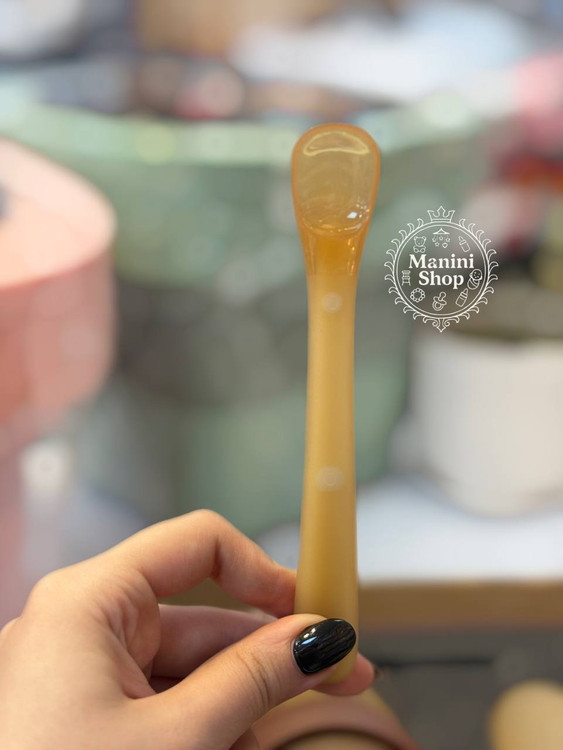 قاشق سیلیکونی کرم