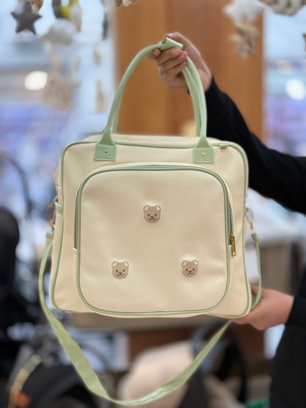 کیف لوازم چرم با گلدوزی تدی با بند رودوشی - سیسمونی مانینی شاپ