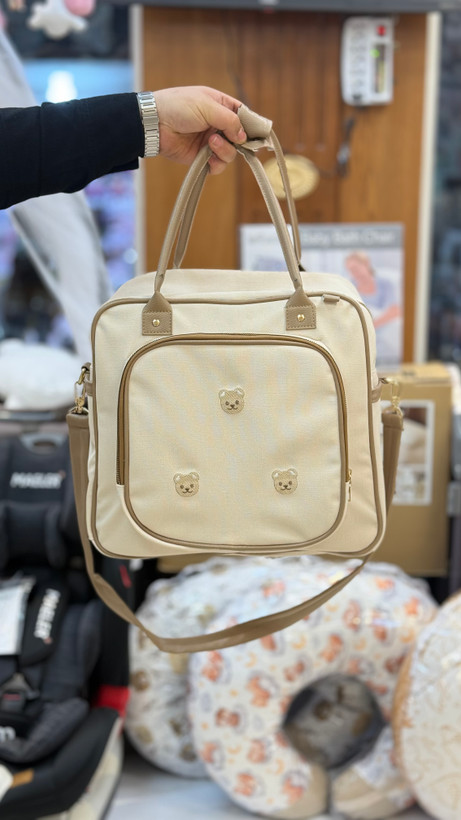 کیف لوازم چرم با گلدوزی تدی با بند رودوشی - سیسمونی مانینی شاپ