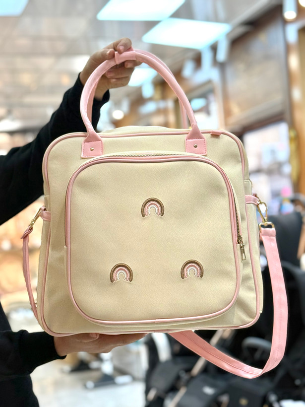 ساک لوازم نوزاد دوشی چرم با گلدوزی رنگینکمان برند Arina Room